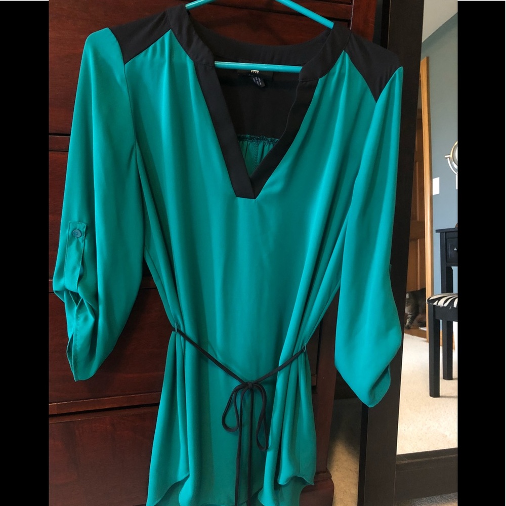 Women’s Tunic Blouse